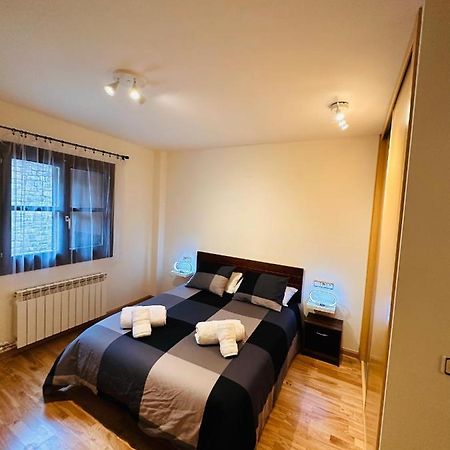 Apartamento Lozano Parzan Luaran gambar