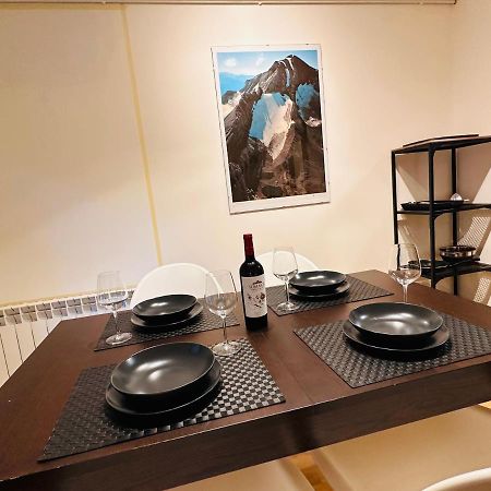 Apartamento Lozano Parzan Luaran gambar