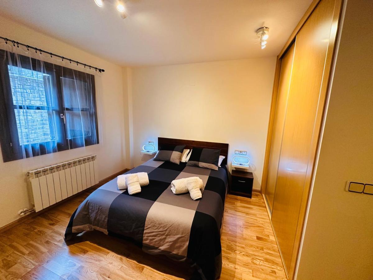 Apartamento Lozano Parzan Luaran gambar