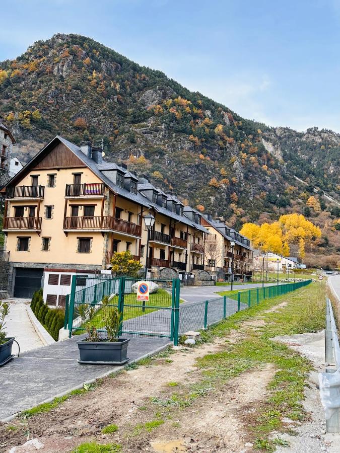 Apartamento Lozano Parzan Luaran gambar