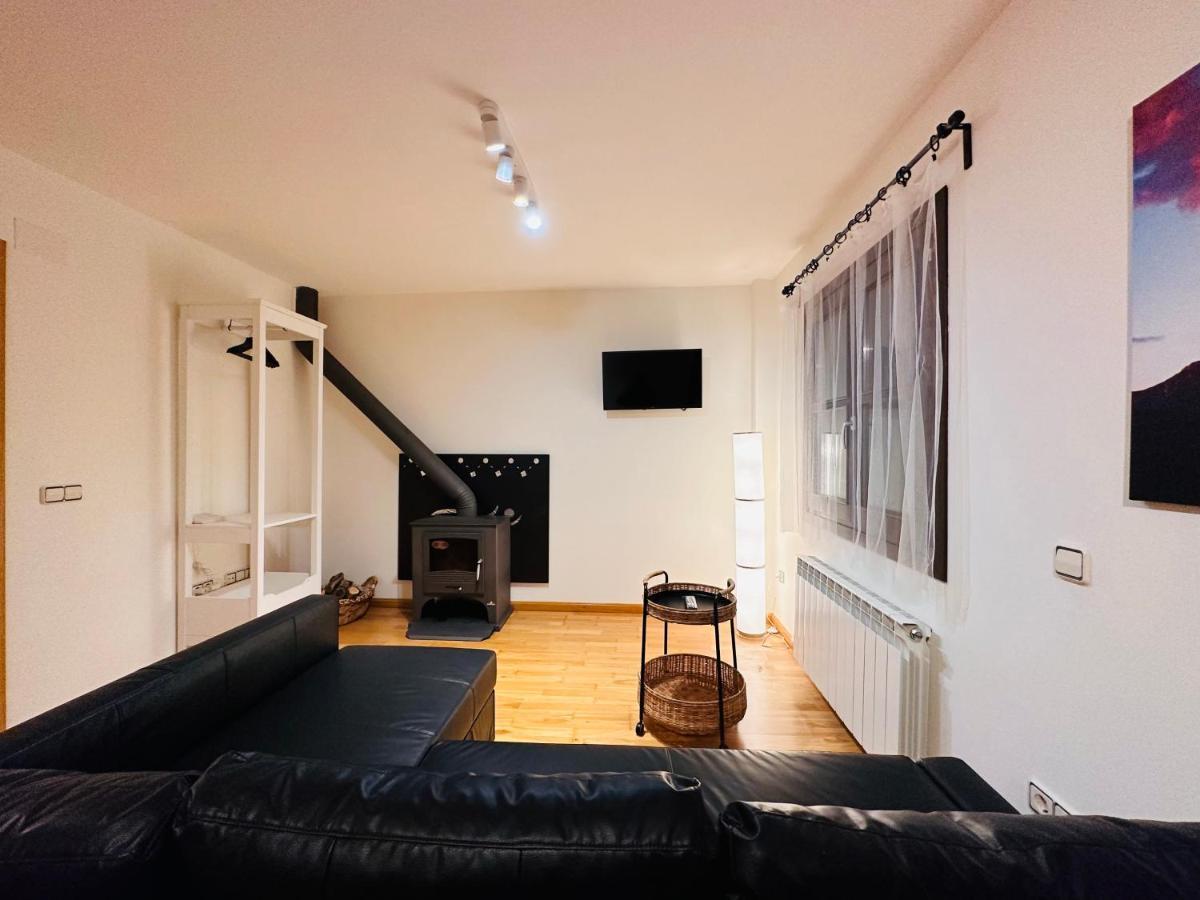 Apartamento Lozano Parzan Luaran gambar
